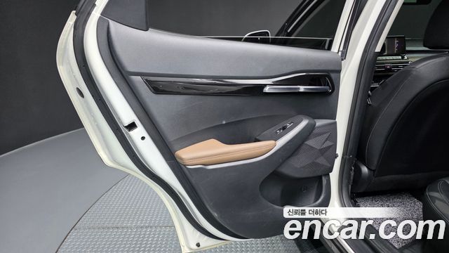 Kia Seltos Gasoline 1.6 Turbo 2WD Signature 2023 — фото 31