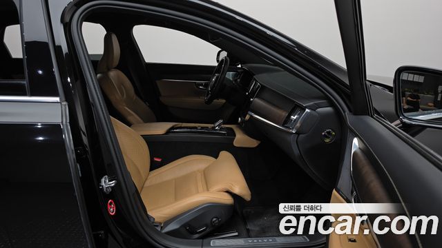 Volvo S90 B6 AWD Inscription 2021 — фото 11