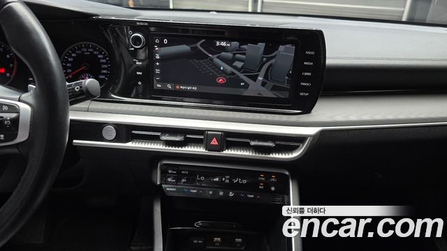 Kia K5 (III) 2.0 Trendy 2022 — фото 16