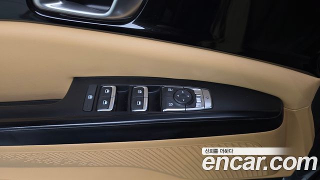 Kia Carnival (IV) Diesel 9-Seater Prestige 2023 — фото 11