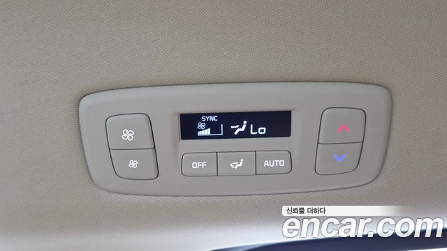 Kia Carnival (IV) Diesel 9-Seater Prestige 2023 — фото 31