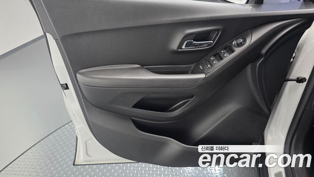 Chevrolet Trax 1.6 Diesel Premier 2019 — фото 24
