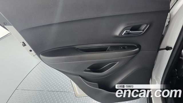 Chevrolet Trax 1.6 Diesel Premier 2019 — фото 25