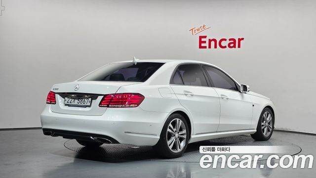 Mercedes-Benz E-Class (W212) E220 CDI Avantgarde 2014 — фото 2