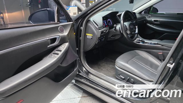Hyundai Sonata (DN8) 2.0 LPG(rental car) Smart 2020 — фото 10