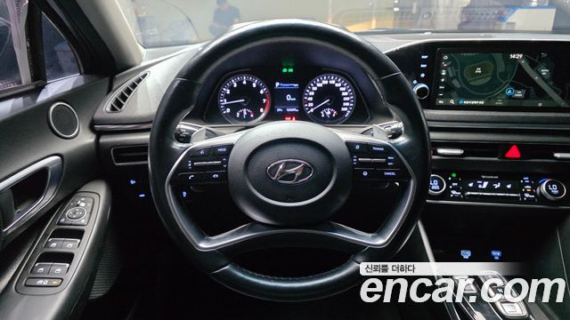 Hyundai Sonata (DN8) 2.0 LPG(rental car) Smart 2020 — фото 13