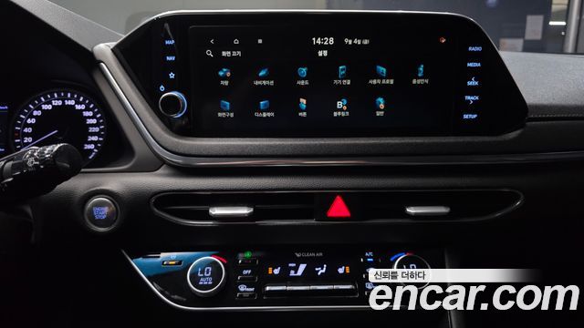 Hyundai Sonata (DN8) 2.0 LPG(rental car) Smart 2020 — фото 14