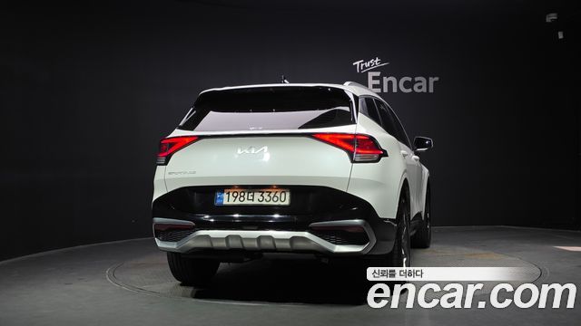 Kia Sportage (V) Diesel 2.0 2WD Signature 2023 — фото 4