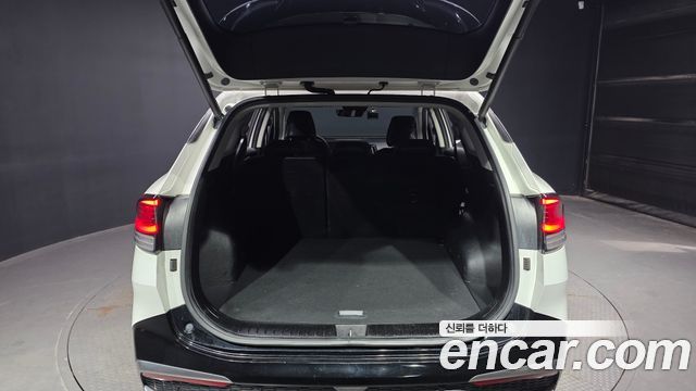 Kia Sportage (V) Diesel 2.0 2WD Signature 2023 — фото 20