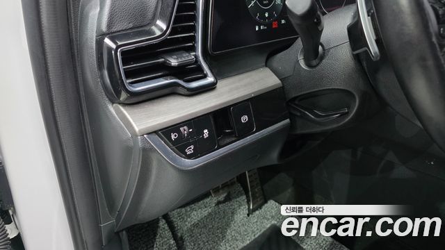 Kia Sportage (V) Diesel 2.0 2WD Signature 2023 — фото 27