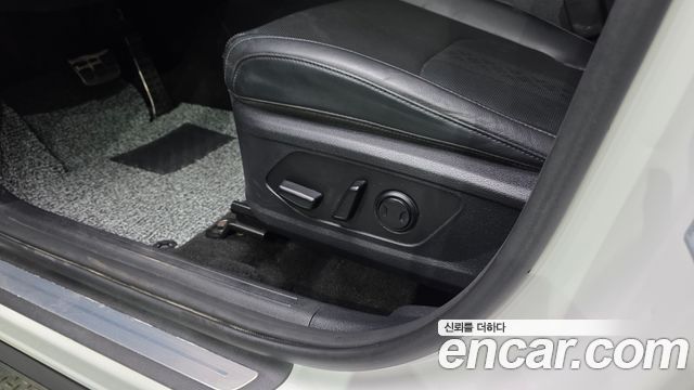 Kia Sportage (V) Diesel 2.0 2WD Signature 2023 — фото 31