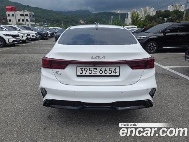 Kia K3 (II) 1.6 Prestige 2023 — фото 3