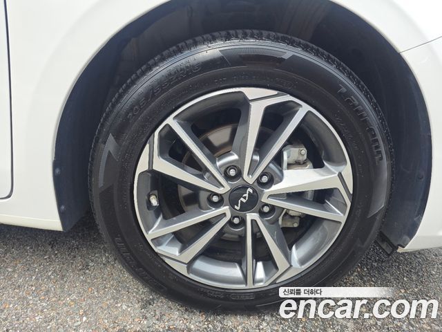 Kia K3 (II) 1.6 Prestige 2023 — фото 4