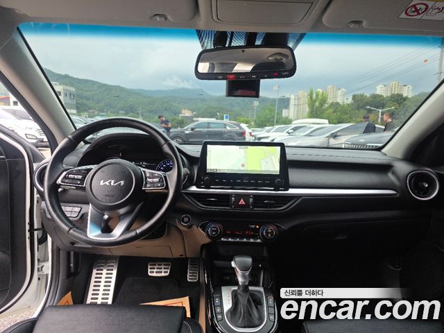 Kia K3 (II) 1.6 Prestige 2023 — фото 20