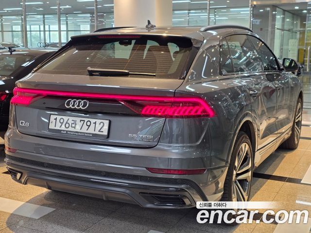 Audi Q8 (4M) 55 TFSI Quattro Premium 2023 — фото 2
