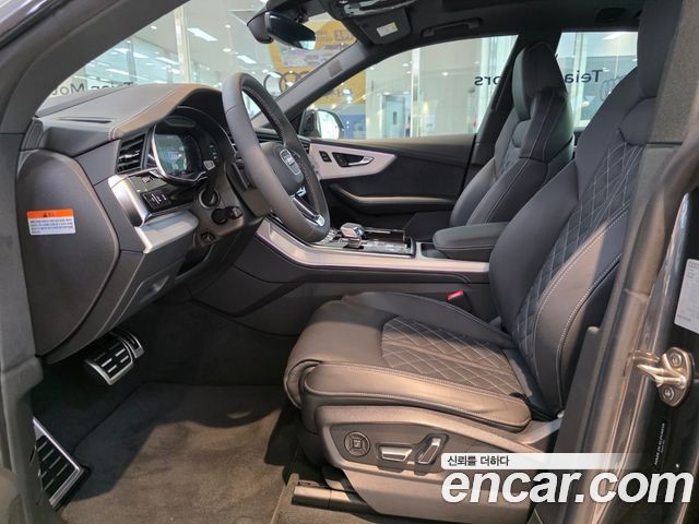 Audi Q8 (4M) 55 TFSI Quattro Premium 2023 — фото 10