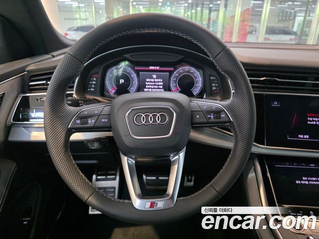 Audi Q8 (4M) 55 TFSI Quattro Premium 2023 — фото 16
