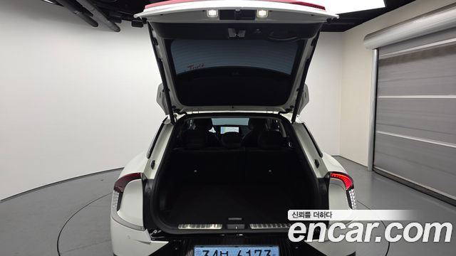 Kia EV6 Long Range Earth 2023 — фото 20