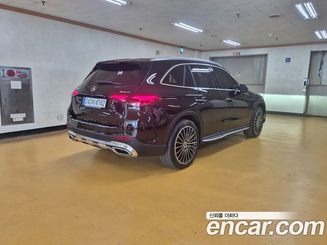 Mercedes-Benz GLC-Class (X254) GLC300 4MATIC AMG Line 2023 — фото 2