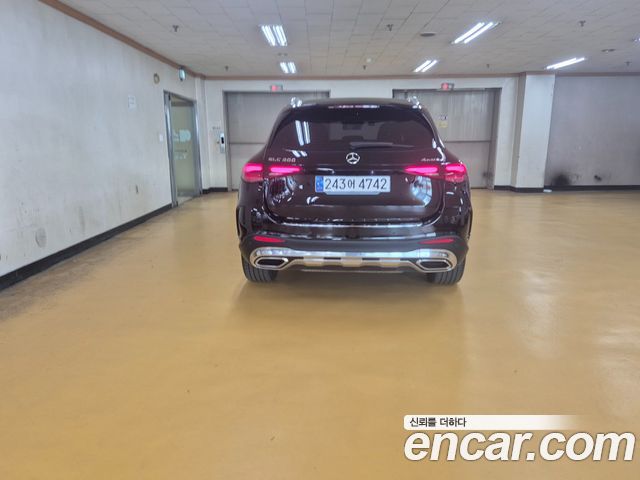 Mercedes-Benz GLC-Class (X254) GLC300 4MATIC AMG Line 2023 — фото 4