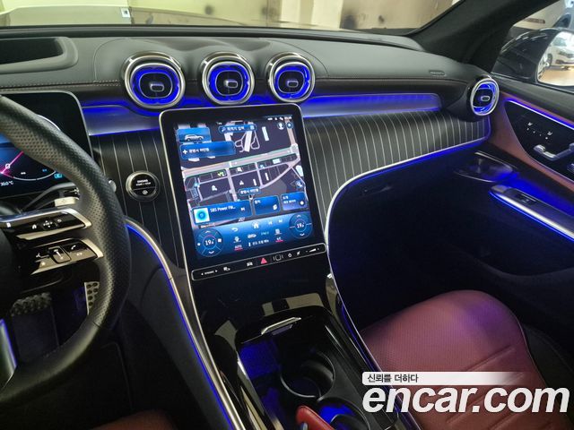 Mercedes-Benz GLC-Class (X254) GLC300 4MATIC AMG Line 2023 — фото 17
