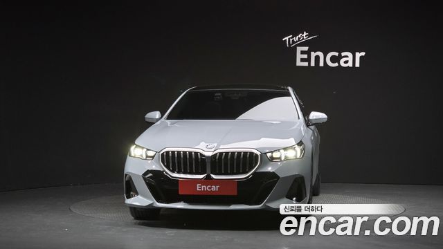 BMW 5 Series (G60) 530e M Sport 2024 — фото 3