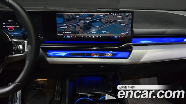 BMW 5 Series (G60) 530e M Sport 2024 — фото 13
