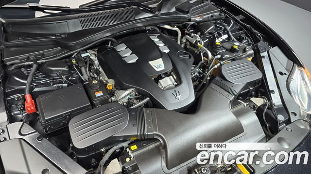 Maserati Quattroporte 3.0 V6 Granlusso 2017 — фото 6
