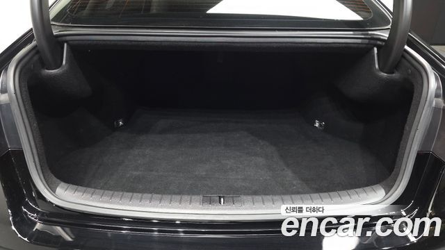 Genesis G80 3.3 GDI Premium Luxury 2017 — фото 24