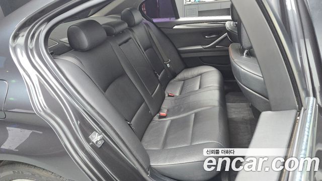 BMW 5 Series (F10) 528i 2012 — фото 11