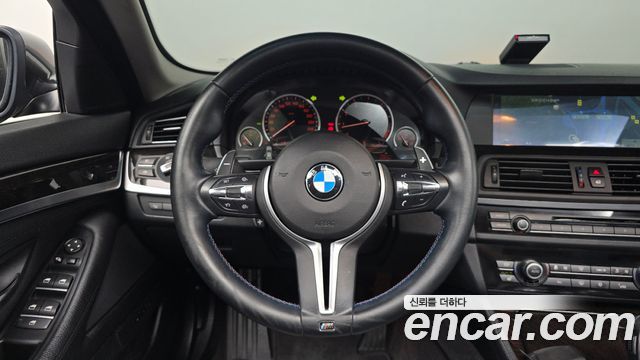 BMW 5 Series (F10) 528i 2012 — фото 13