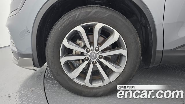 Renault Korea QM6 2.0 LPe LE Signature 2WD 2022 — фото 5