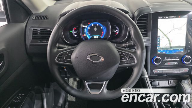 Renault Korea QM6 2.0 LPe LE Signature 2WD 2022 — фото 13