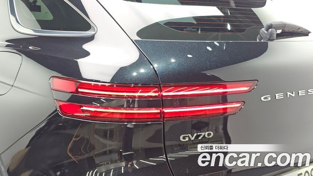 Genesis GV70 2.5T Gasoline AWD 2023 — фото 23
