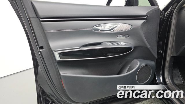 Genesis GV70 2.5T Gasoline AWD 2023 — фото 24