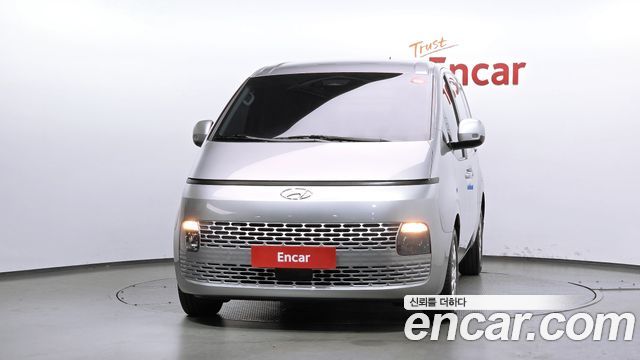 Hyundai Staria Cargo 3-Seater Modern 2023 — фото 3