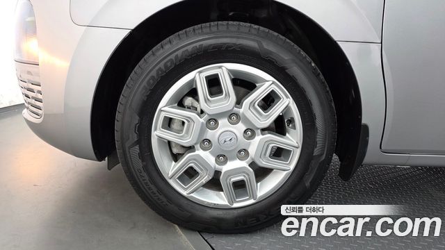 Hyundai Staria Cargo 3-Seater Modern 2023 — фото 5