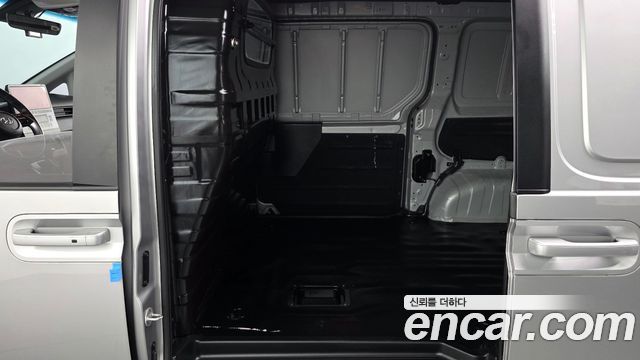 Hyundai Staria Cargo 3-Seater Modern 2023 — фото 15