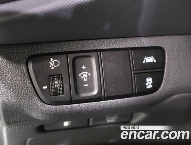 Hyundai Ioniq Hybrid 1.6 HEV I 2020 — фото 20