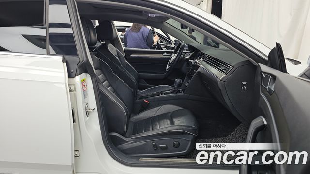Volkswagen Arteon 2.0 TDI Prestige 2019 — фото 11
