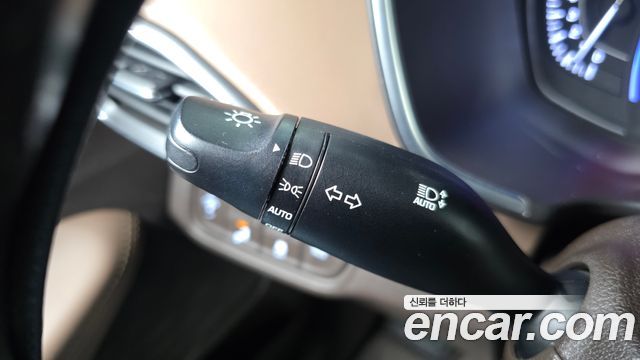 Hyundai Santa Fe (TM) Gasoline 2.0T 2WD Prestige 2020 — фото 35