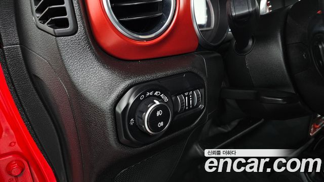 Jeep Wrangler (JL) 2.0 Rubicon Power Top 4Door 2021 — фото 18