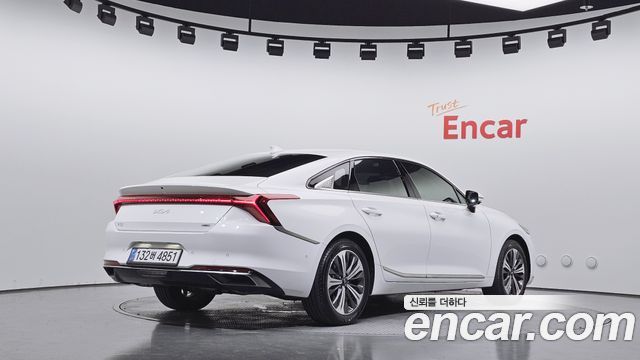 Kia K8 Hybrid Signature Special 2023 — фото 2