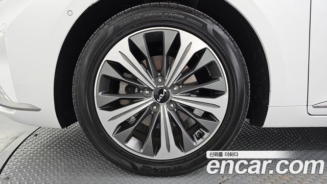 Kia K8 Hybrid Signature Special 2023 — фото 5