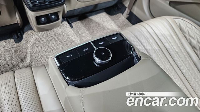 Kia K8 Hybrid Signature Special 2023 — фото 18