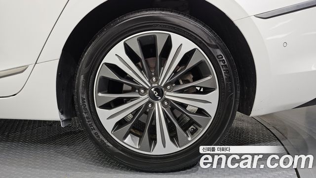 Kia K8 Hybrid Signature Special 2023 — фото 21