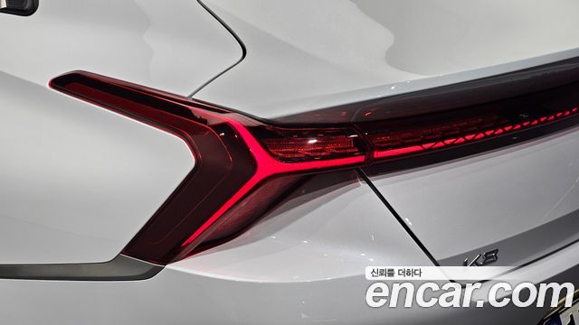 Kia K8 Hybrid Signature Special 2023 — фото 23