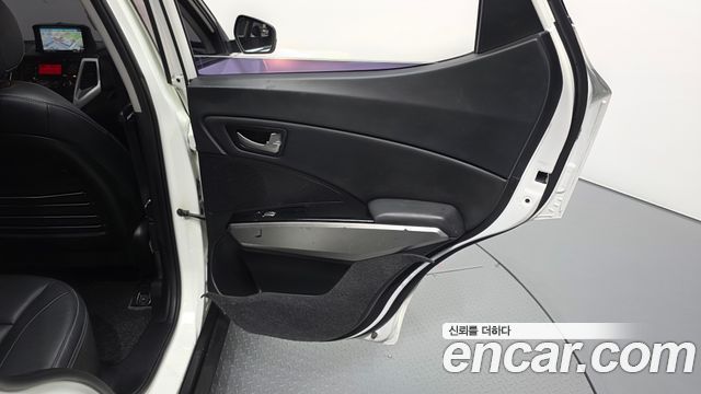 KG Mobility (SsangYong) Tivoli Armor Diesel TX 2WD 2018 — фото 25