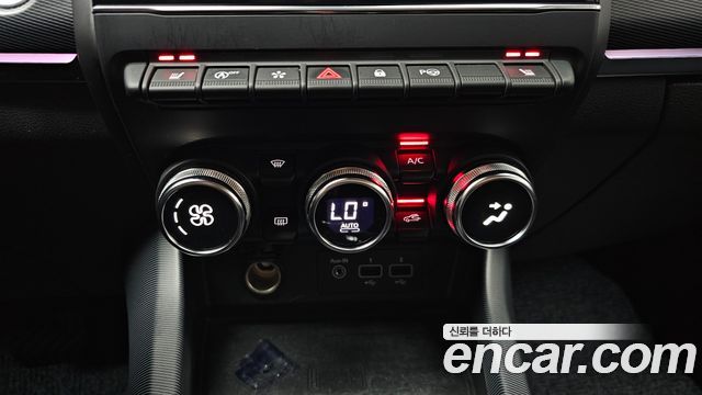 Renault Korea XM3 1.3 TCe RE Signature 2020 — фото 20