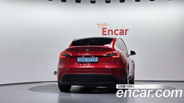 Tesla Model Y Long Range AWD 2021 — фото 4
